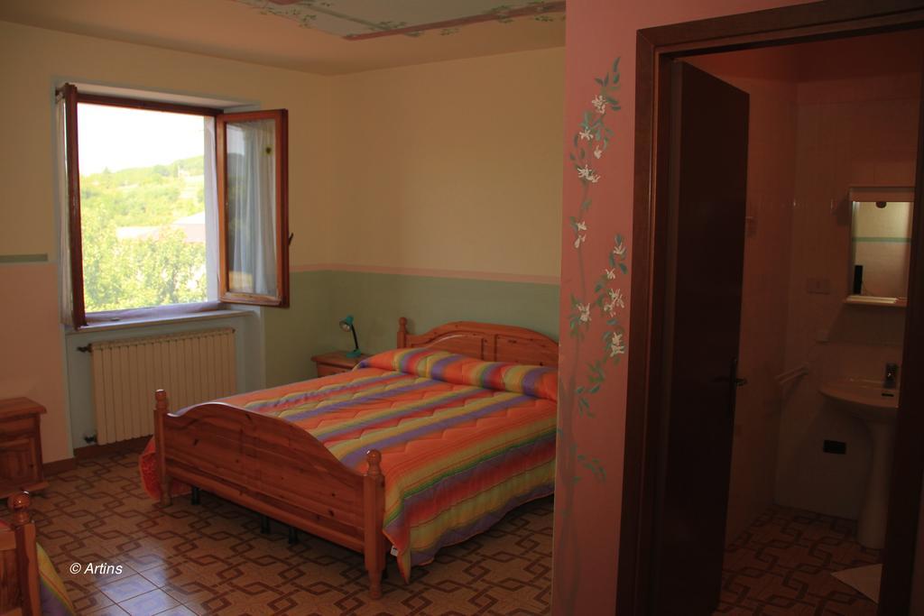 Agriturismo La Praduscella Fivizzano Δωμάτιο φωτογραφία